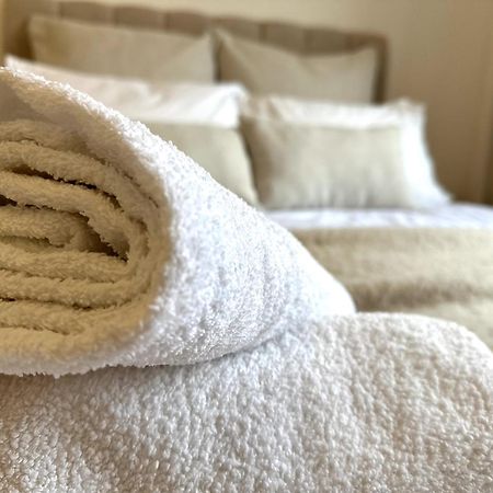 Private Room With En-Suite And Parking In Shared Flat Glasgow Luaran gambar