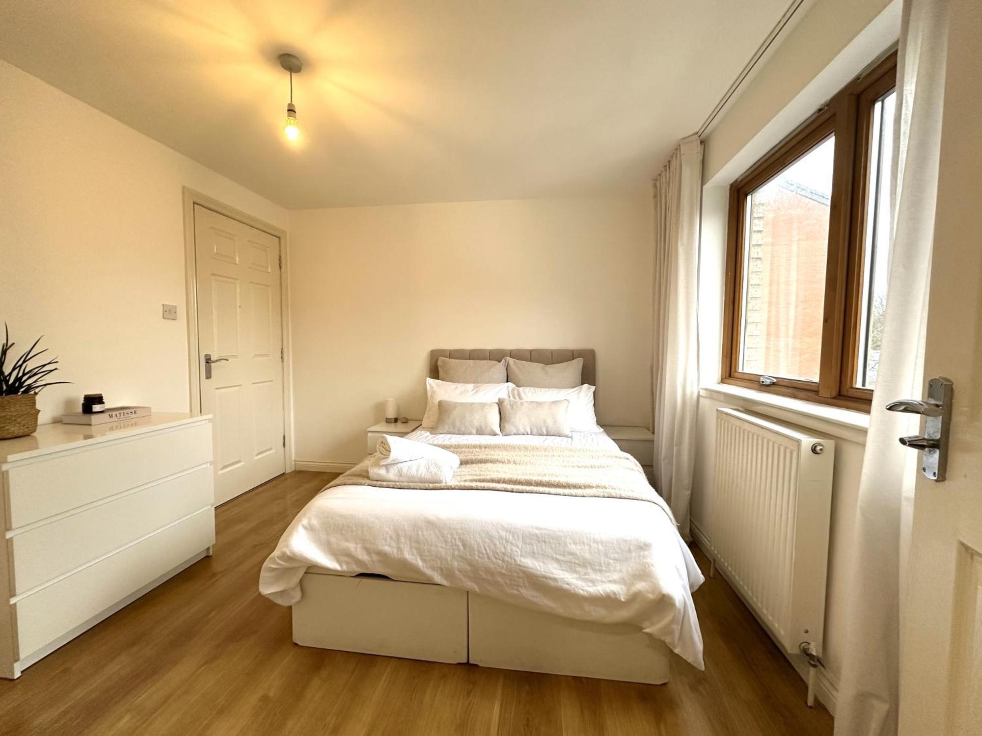 Private Room With En-Suite And Parking In Shared Flat Glasgow Luaran gambar