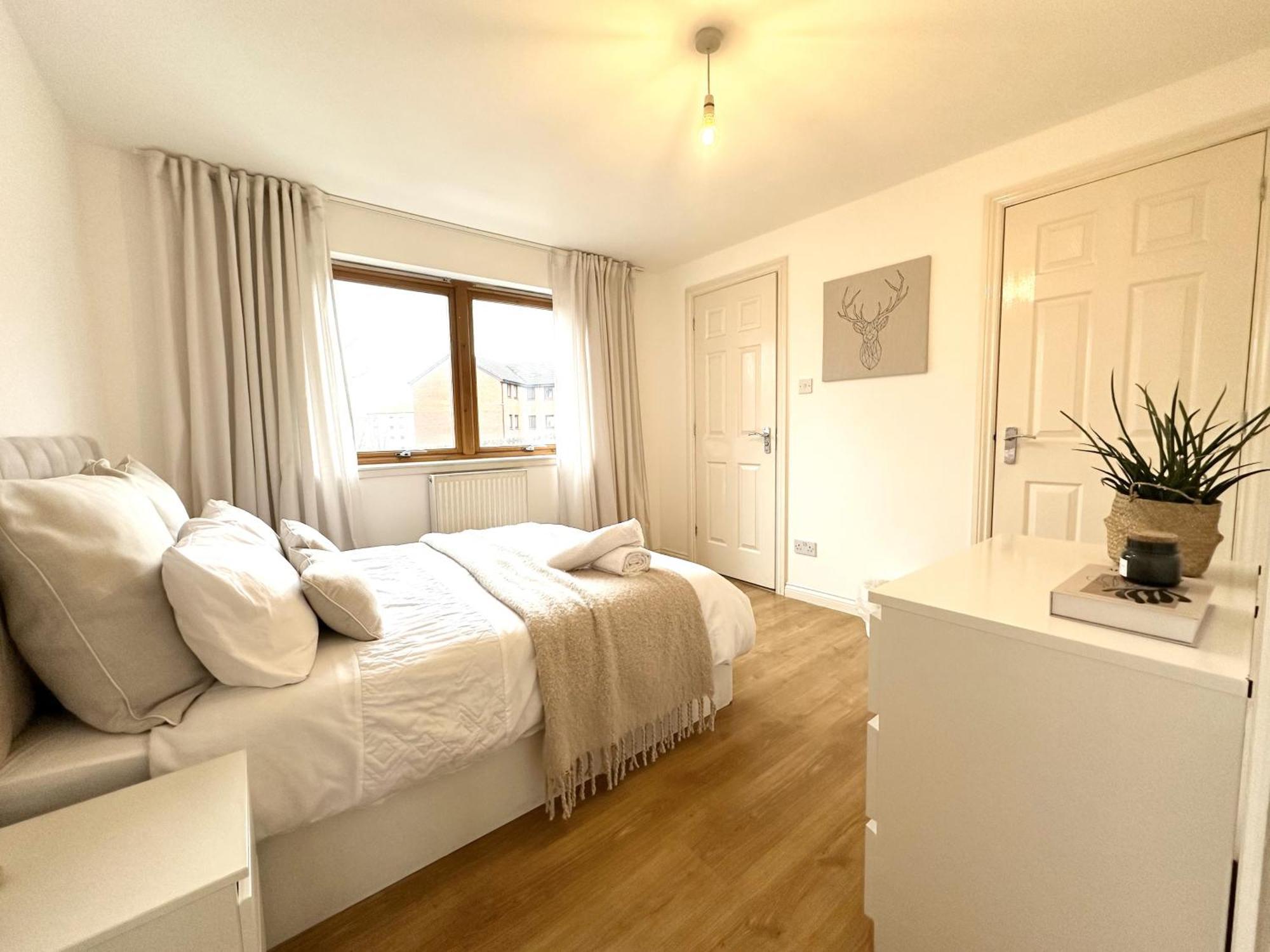 Private Room With En-Suite And Parking In Shared Flat Glasgow Luaran gambar